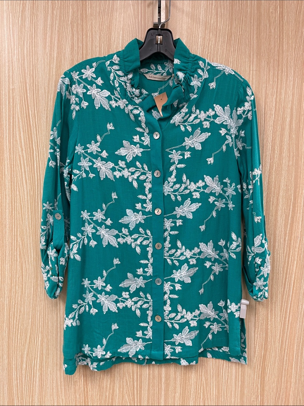 Soft Surroundings Green Embroidered Blouse Size Small